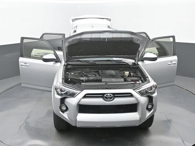 Used 2022 Toyota 4Runner SR5 RWD image 35