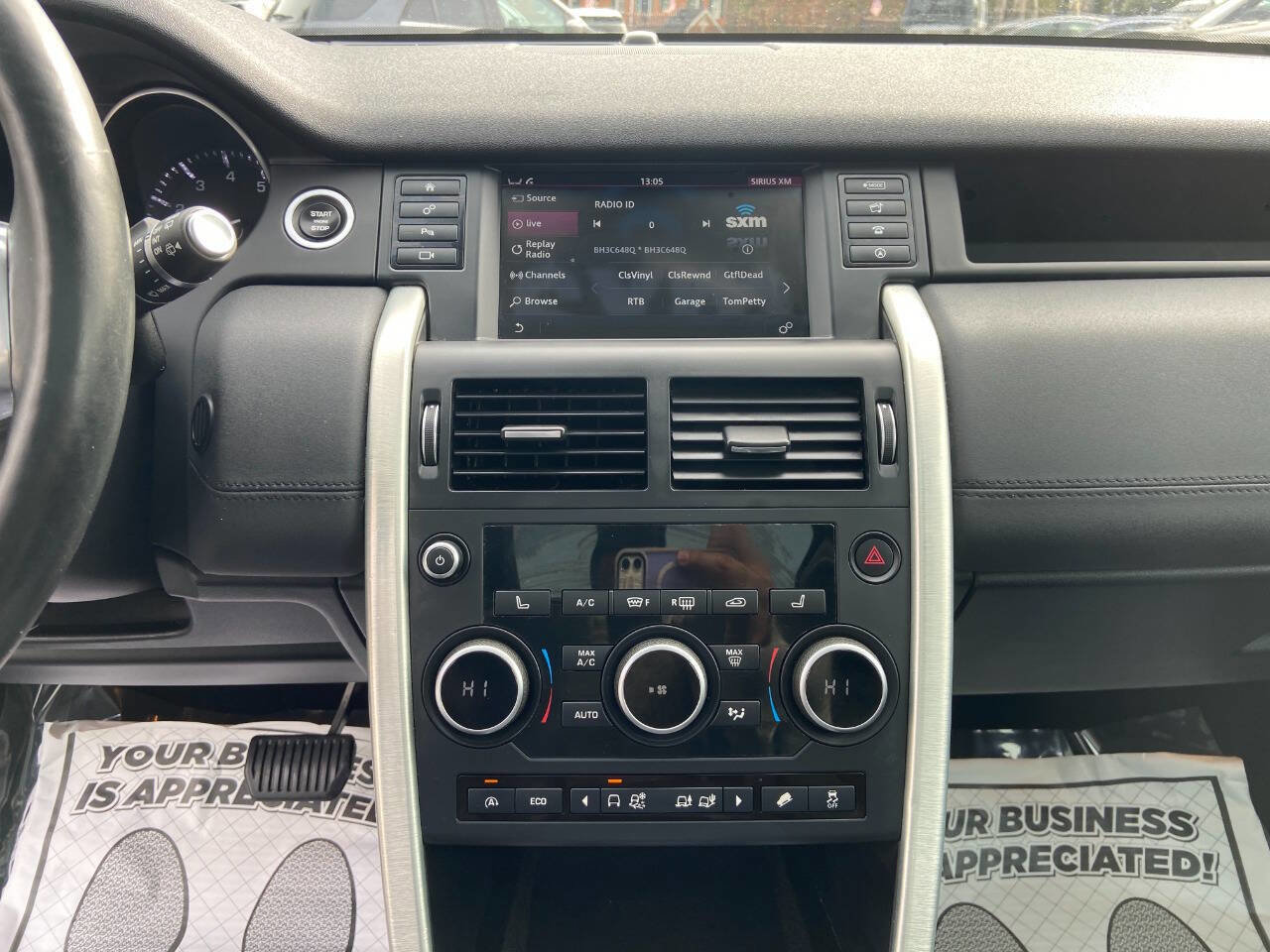 Used 2015 Land Rover Discovery Sport HSE image 14