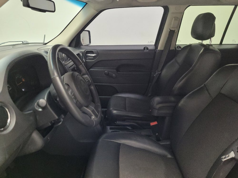 Used 2016 Jeep Patriot Sport FWD image 17