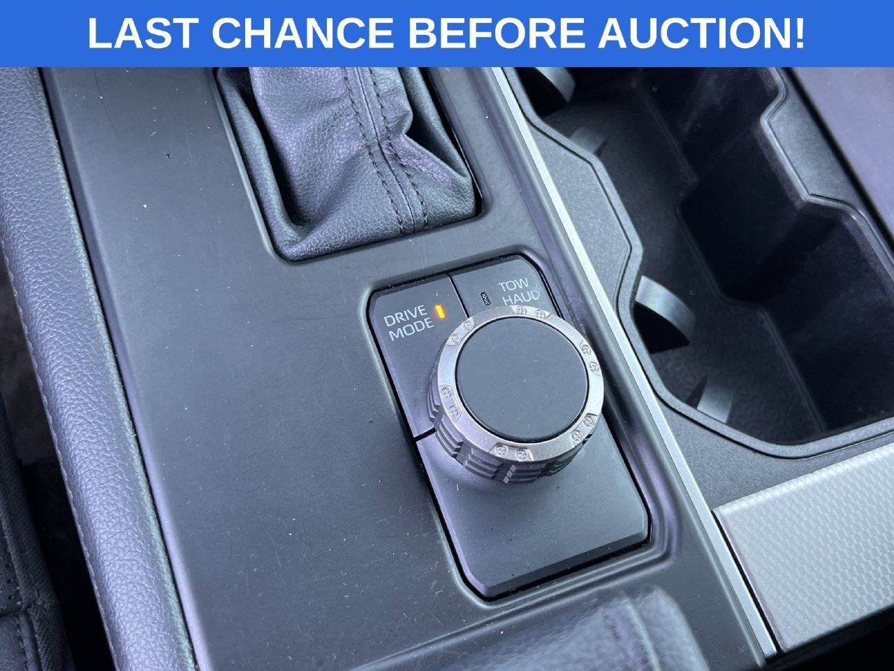 Used 2025 Toyota Sequoia Limited RWD image 20