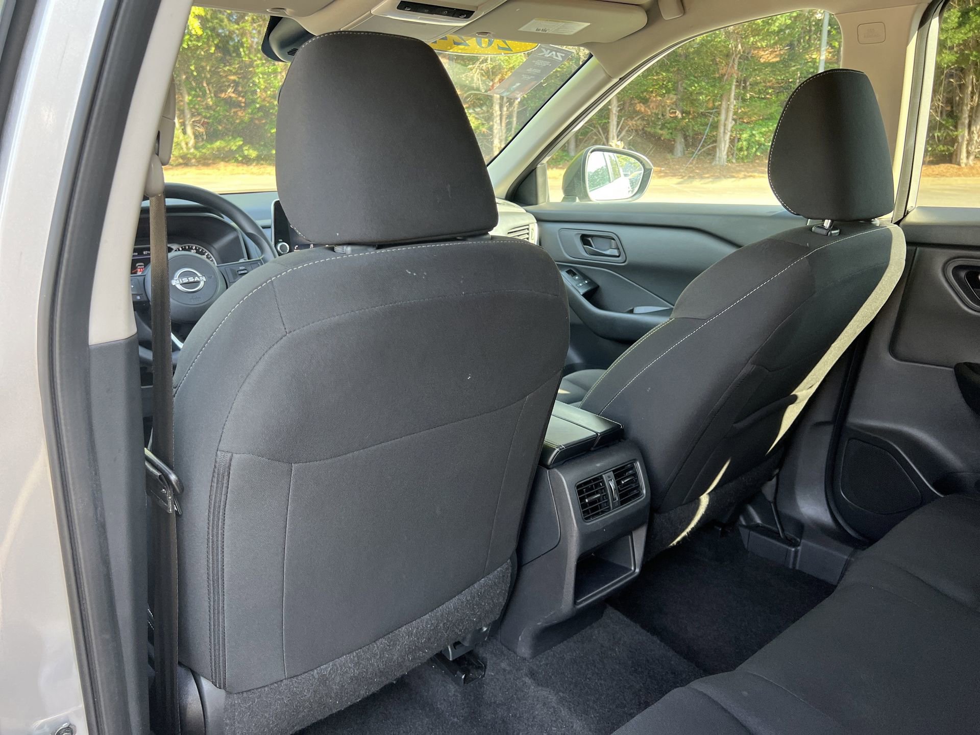 Used 2024 Nissan Rogue S image 17