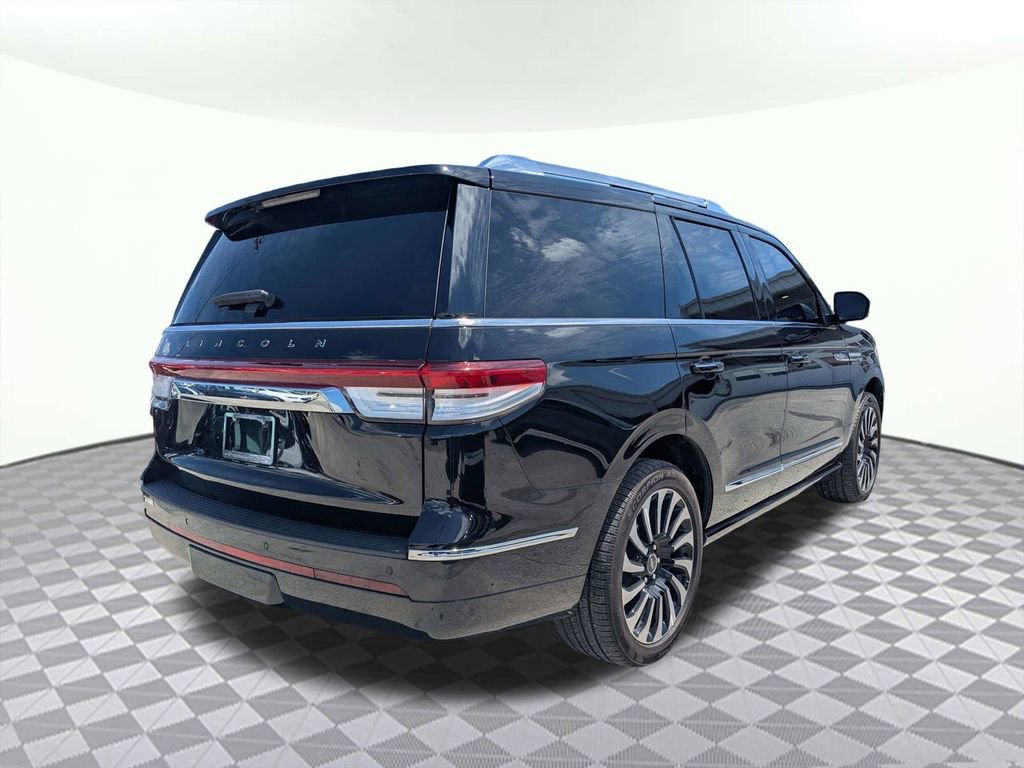 Used 2022 Lincoln Navigator Black Label AWD/4WD image 3
