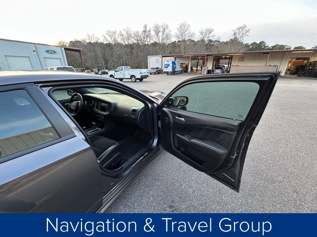 Used 2023 Dodge Charger R/T w/ Plus Group image 23