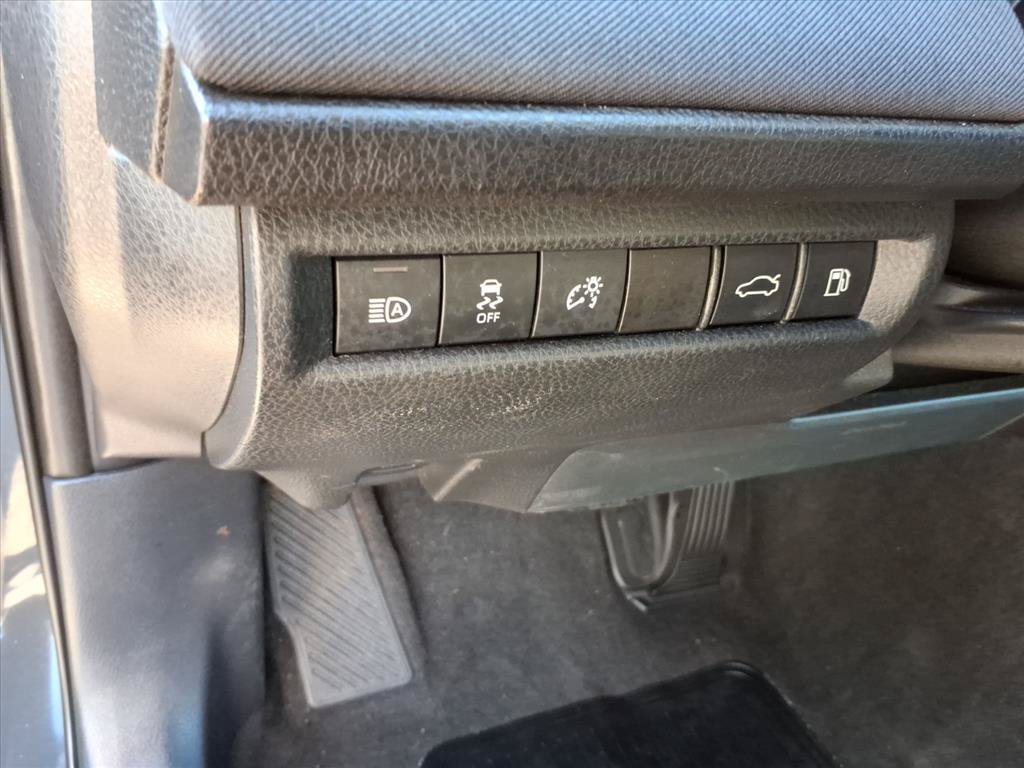 New 2025 Toyota Camry LE FWD image 26