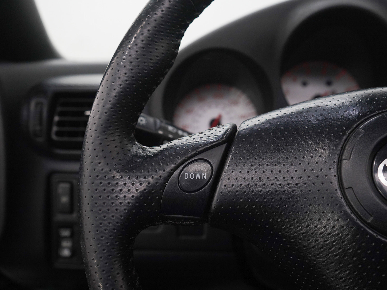 Used 2003 Toyota MR2 RWD image 21