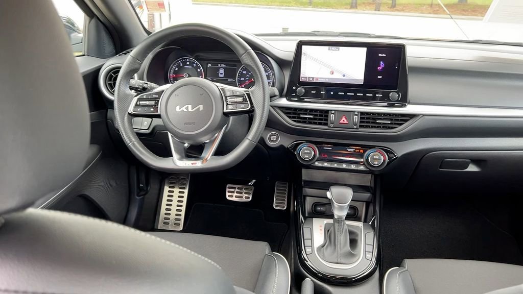 Used 2023 Kia Forte GT-Line image 21