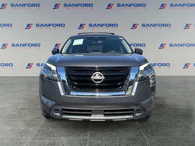 Used 2022 Nissan Pathfinder SV AWD/4WD image 8