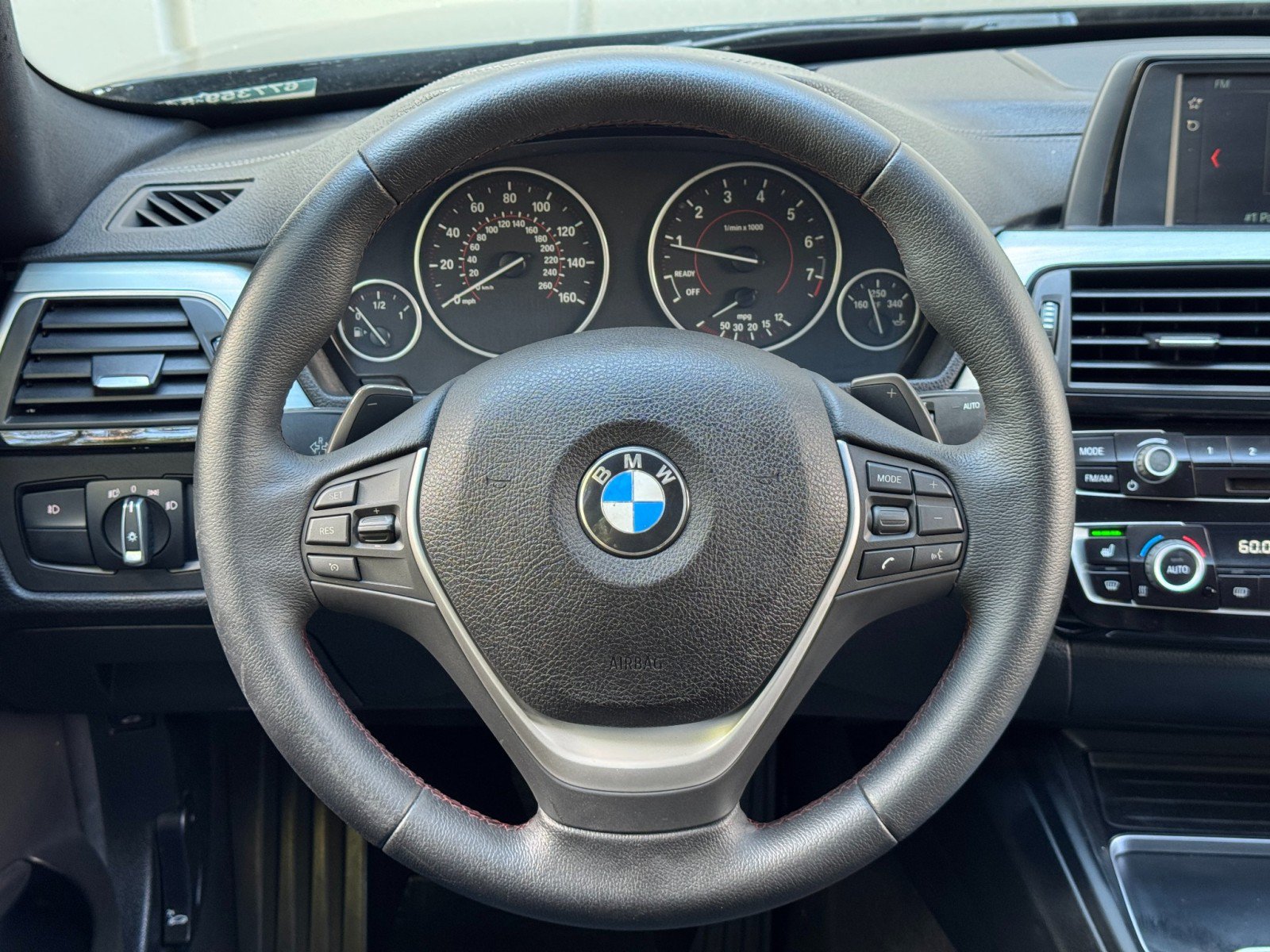 Used 2018 BMW 330i Sedan RWD image 18