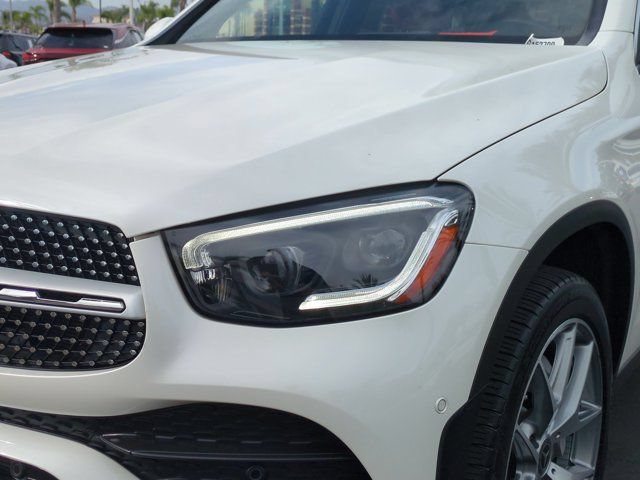 Used 2023 Mercedes-Benz GLC 300 4MATIC Coupe image 10