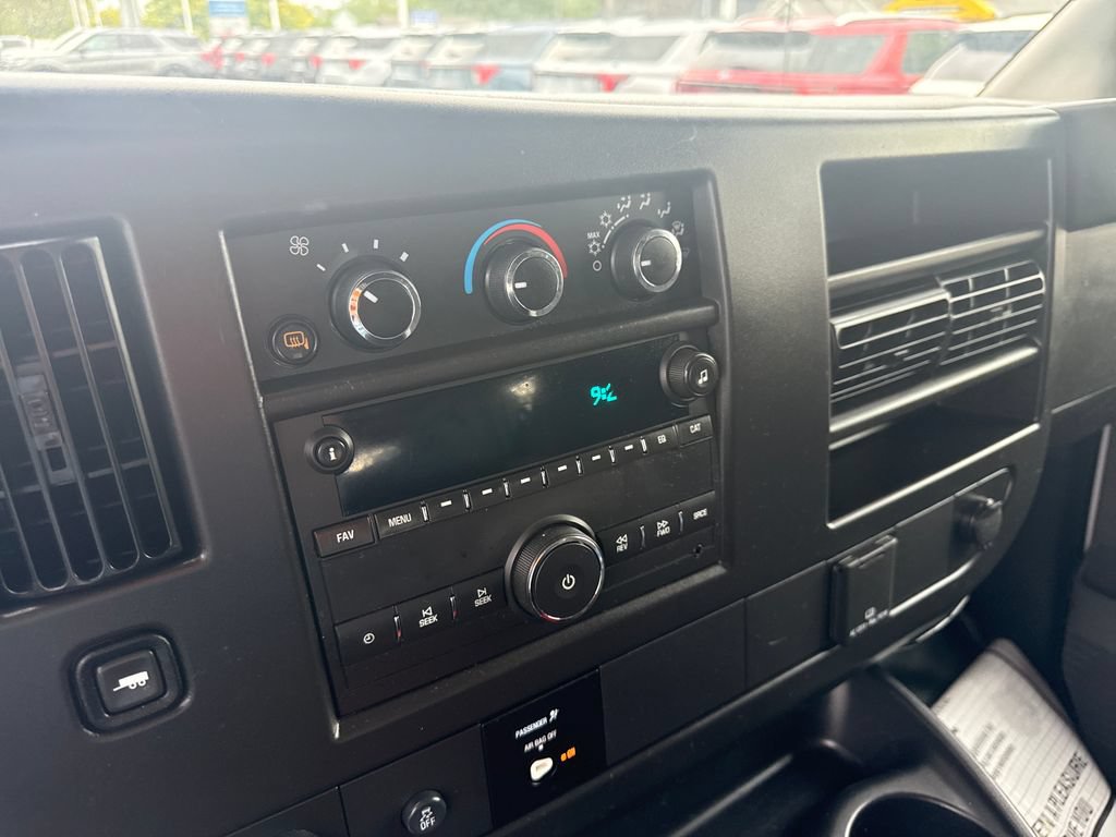 Used 2024 GMC Savana 2500 w/ Driver Convenience Package RWD image 20