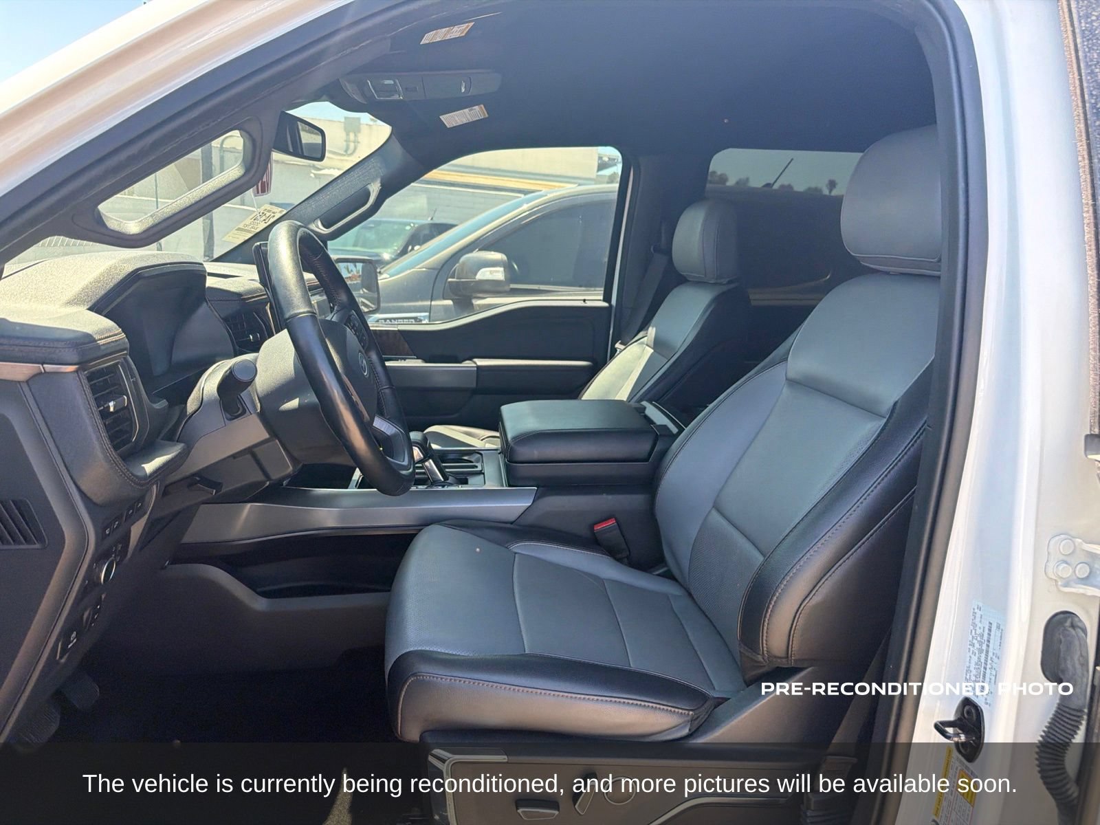 Used 2022 Ford F150 Lightning Lariat AWD/4WD image 25