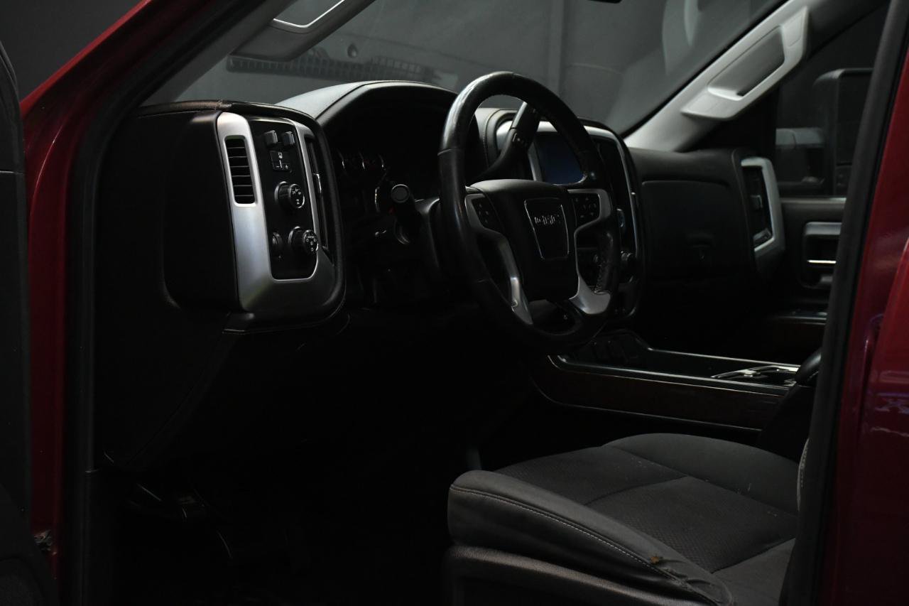 Used 2015 GMC Sierra 2500 SLE AWD/4WD image 18