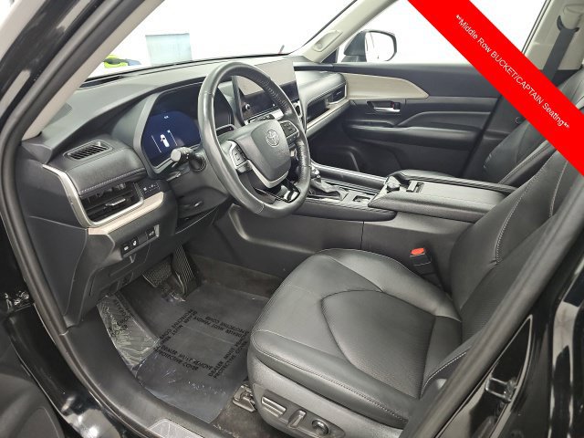 Certified 2024 Toyota Grand Highlander AWD image 16