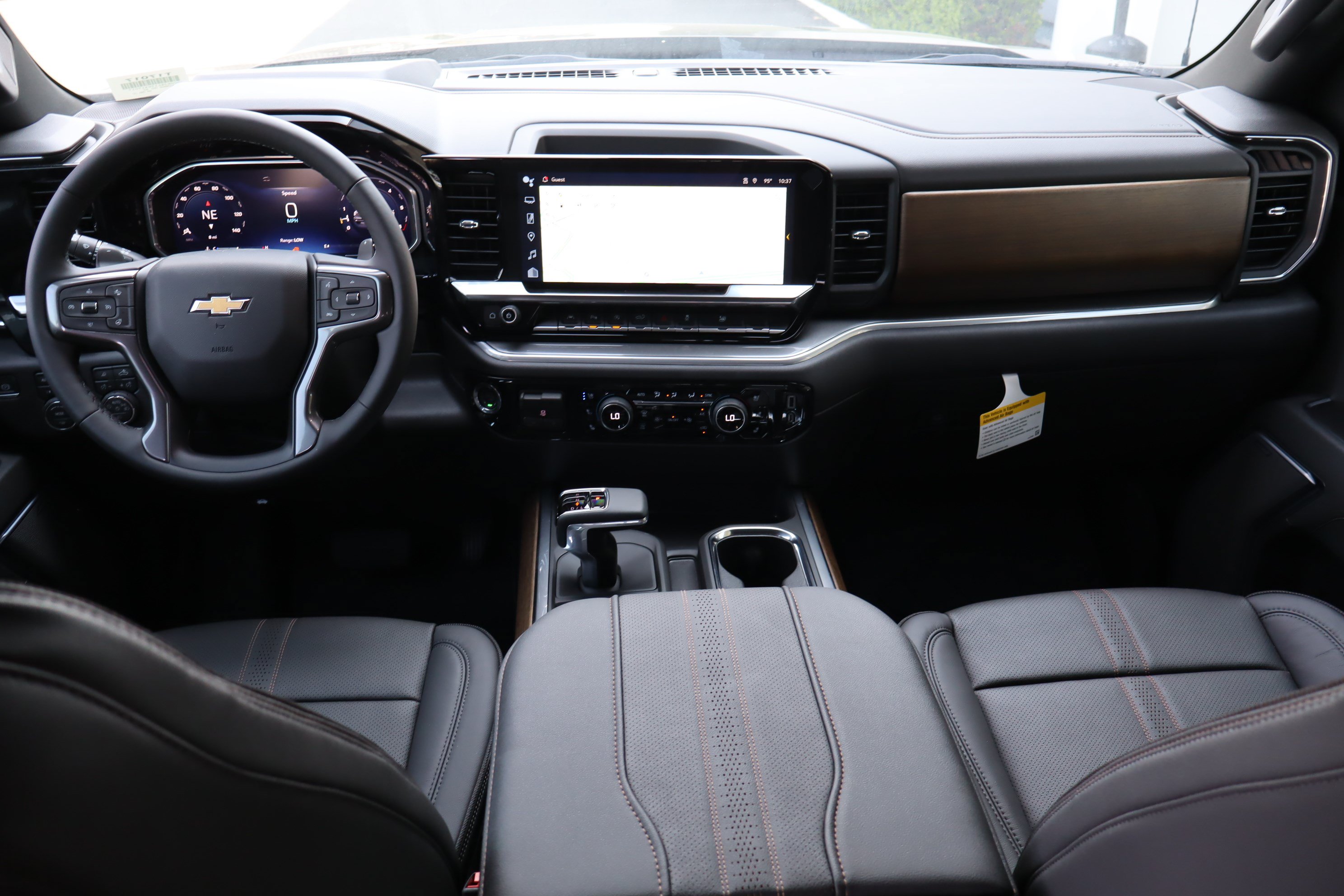 New 2026 Chevrolet Silverado 1500 High Country w/ High Country Premium Package AWD/4WD image 11