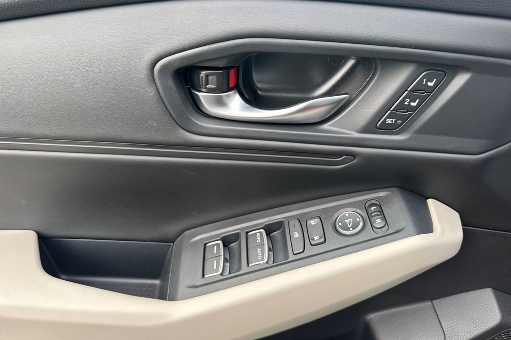 New 2026 Honda Accord EX-L image 11