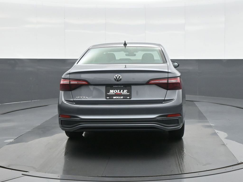 Used 2024 Volkswagen Jetta S FWD image 6