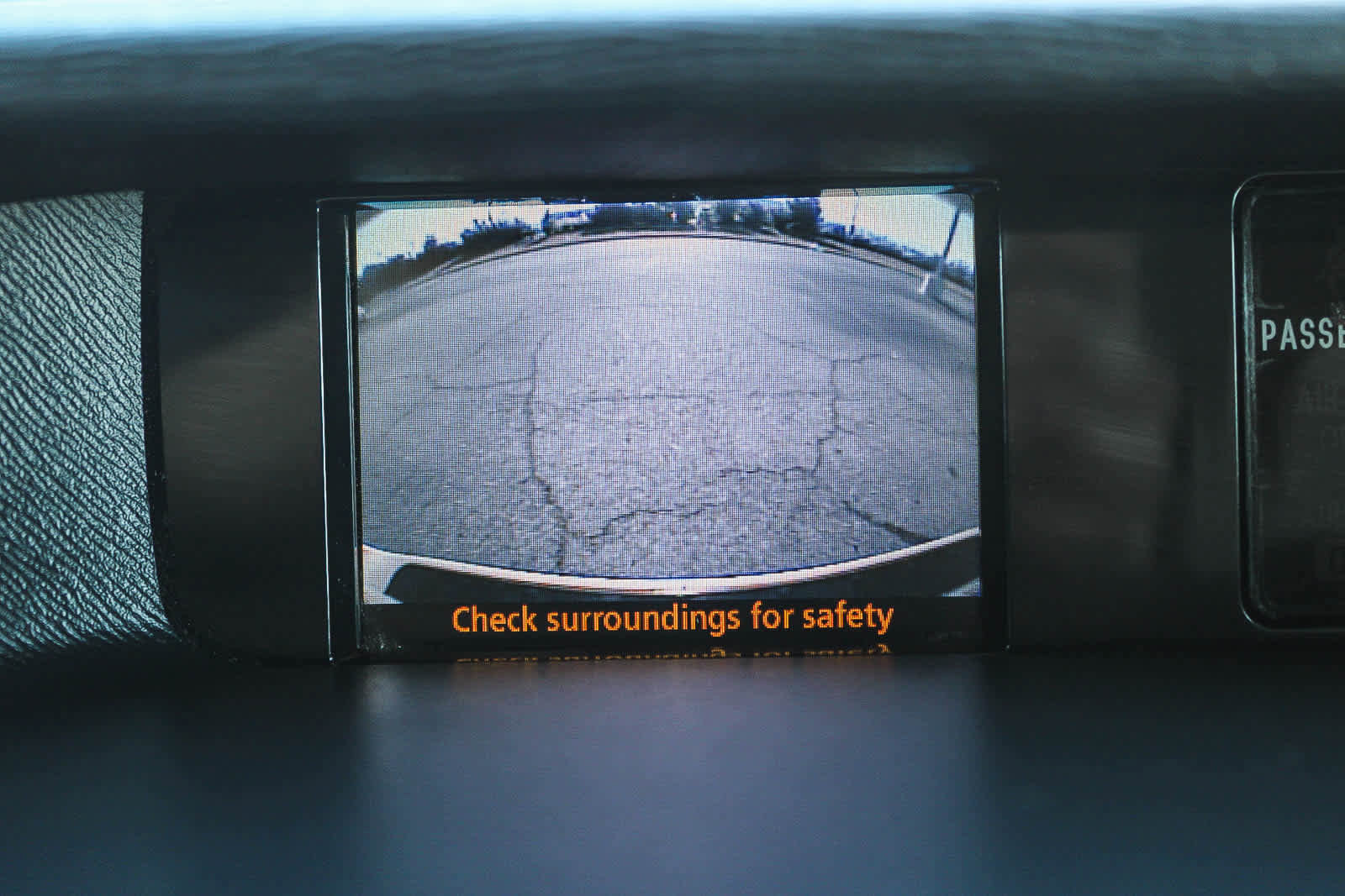 Used 2013 Toyota Sienna LE FWD image 24