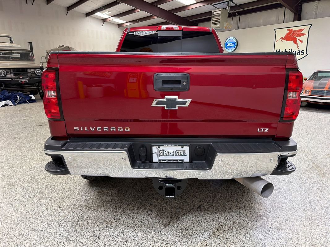 Used 2019 Chevrolet Silverado 2500 LTZ w/ Duramax Plus Package AWD/4WD image 6