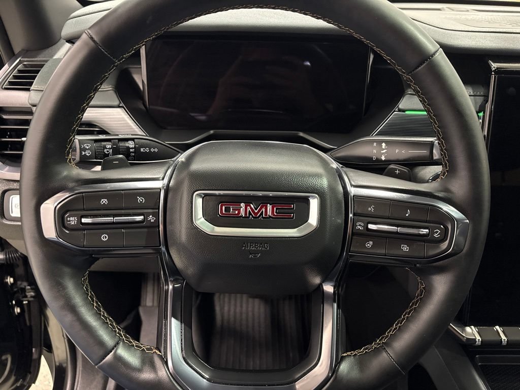 Certified 2025 GMC Acadia AT4 w/ LPO, Floor Liner Package AWD/4WD image 20