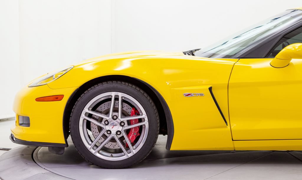 Used 2007 Chevrolet Corvette Z06 w/ Preferred Equipment Group RWD image 10