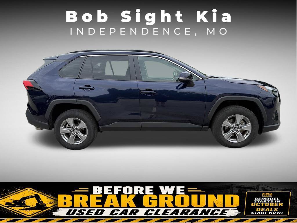 Used 2025 Toyota RAV4 XLE FWD image 14