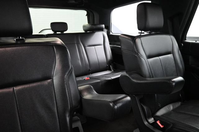 Used 2020 Ford Expedition XLT w/ Equipment Group 202A RWD image 14
