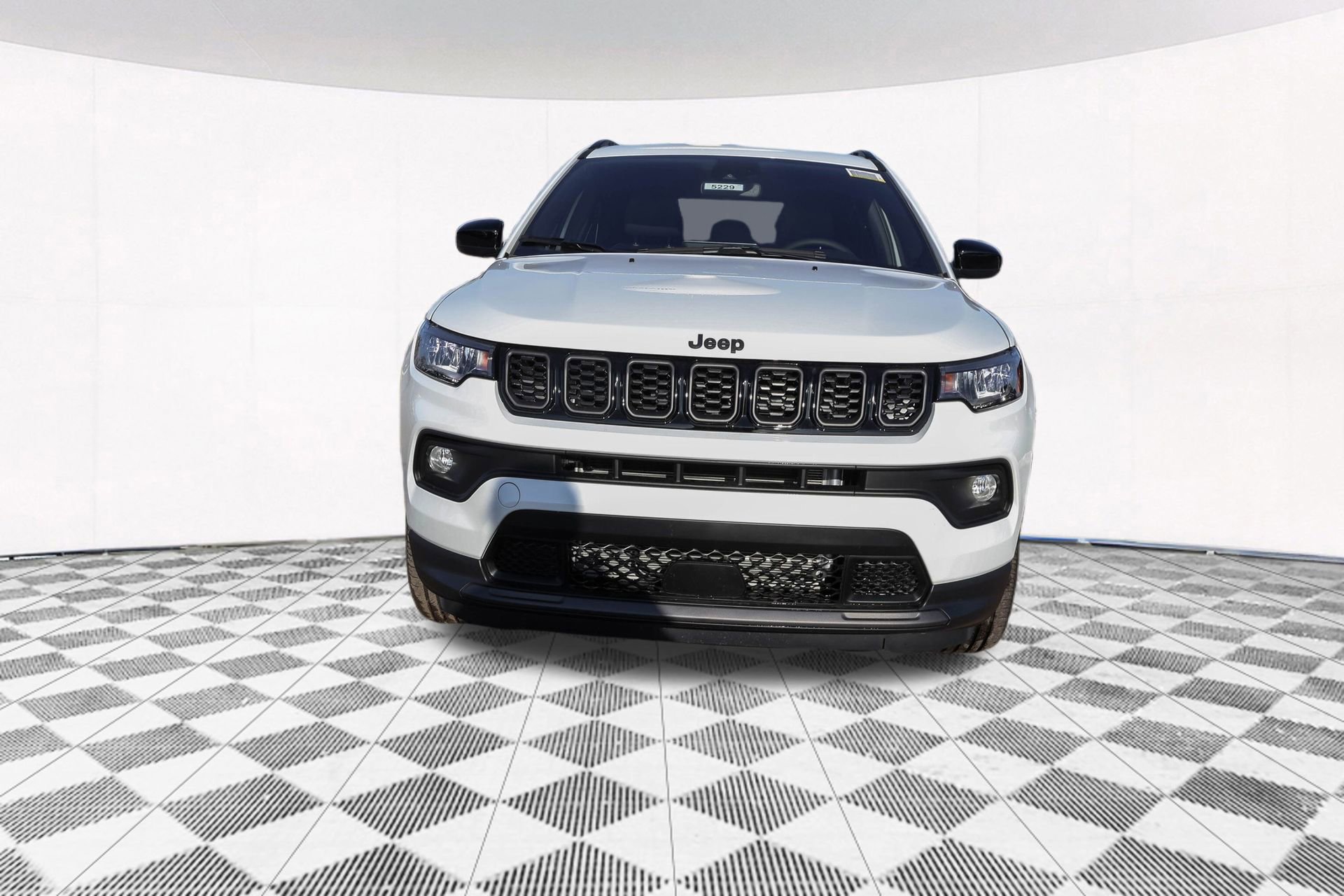 New 2026 Jeep Compass Latitude image 7