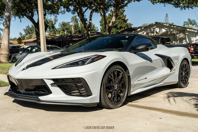 Used 2023 Chevrolet Corvette Stingray Preferred Conv w/ Z51 Performance Package RWD image 22
