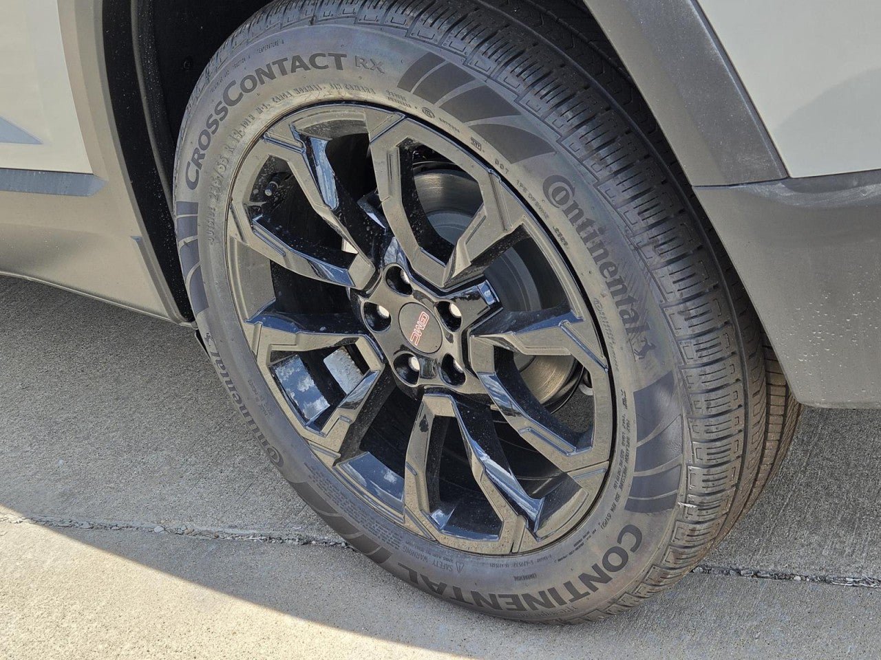 New 2027 GMC Terrain Elevation w/ Elevation Premium Package FWD image 5