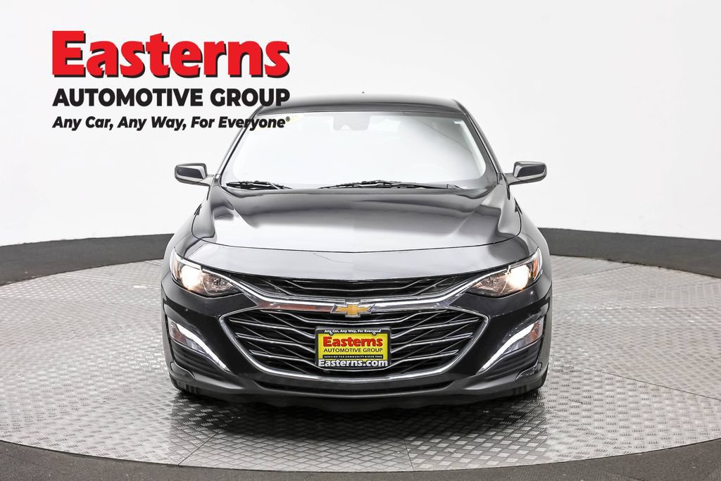 Used 2023 Chevrolet Malibu LT FWD image 4