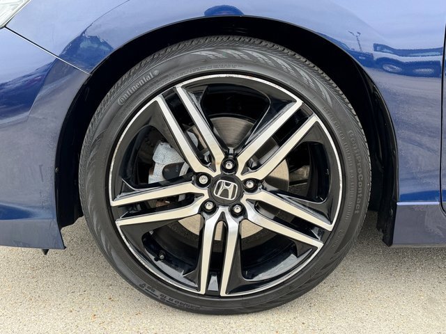 Used 2017 Honda Accord Sport Special Edition image 13