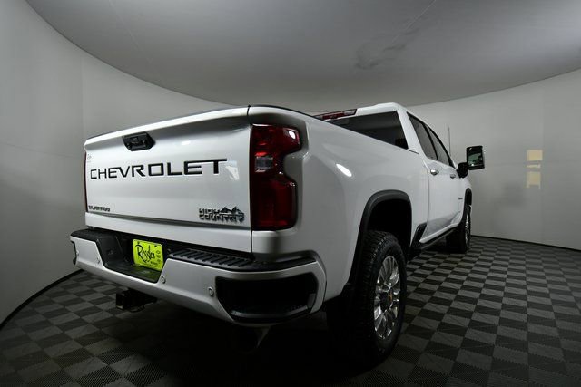 Used 2022 Chevrolet Silverado 3500 High Country w/ Technology Package image 11