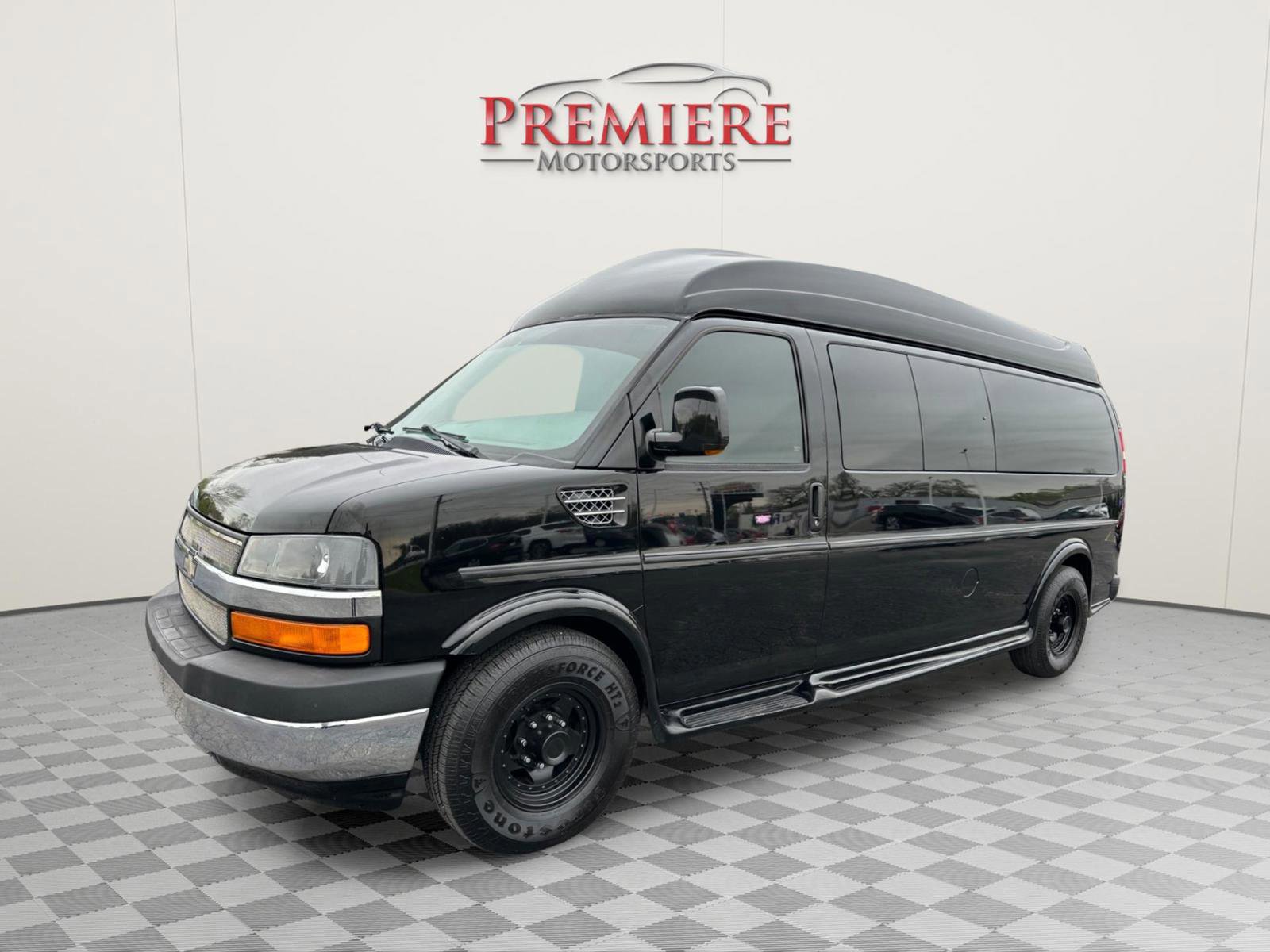 Used 2010 Chevrolet Express 2500 Extended w/ Preferred Equipment Group