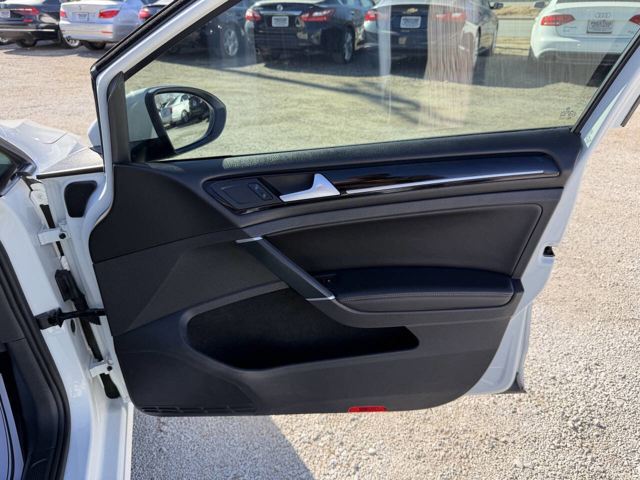 Used 2015 Volkswagen Golf SEL w/ Lighting Package (SEL) image 18