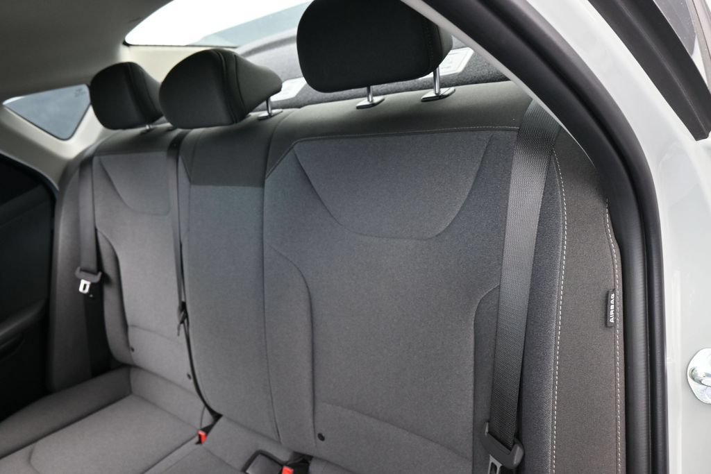Used 2025 Kia K4 FWD image 30