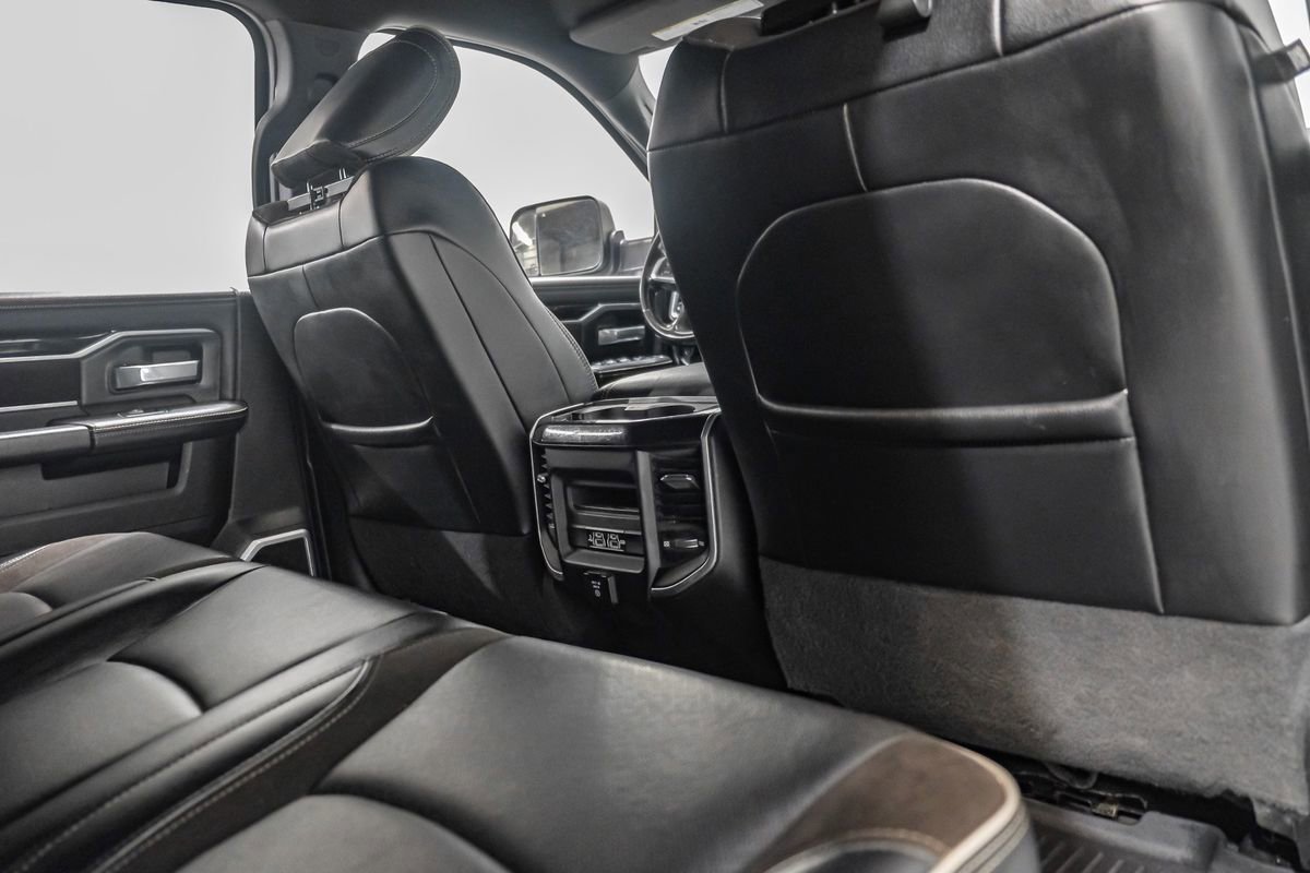 Used 2020 RAM 2500 Laramie w/ Night Edition image 37