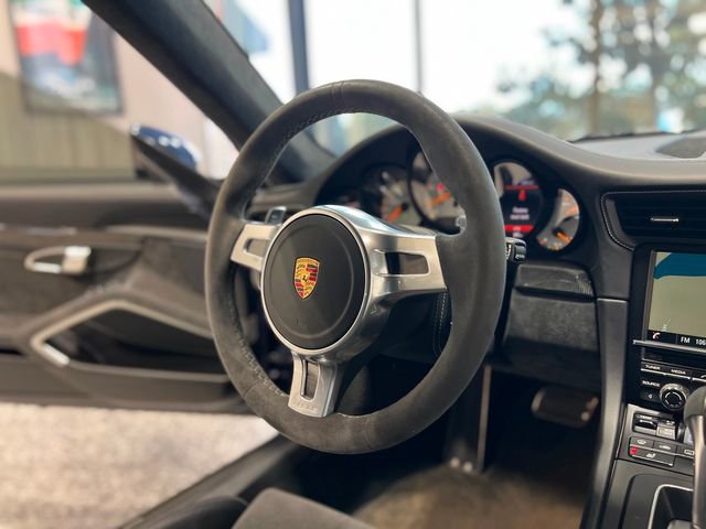 Used 2015 Porsche 911 GT3 RWD image 25