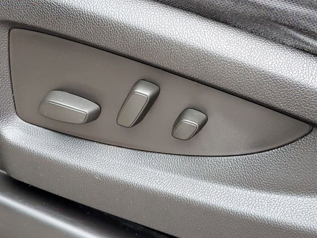 Used 2016 Chevrolet Silverado 1500 LT w/ All Star Edition image 7