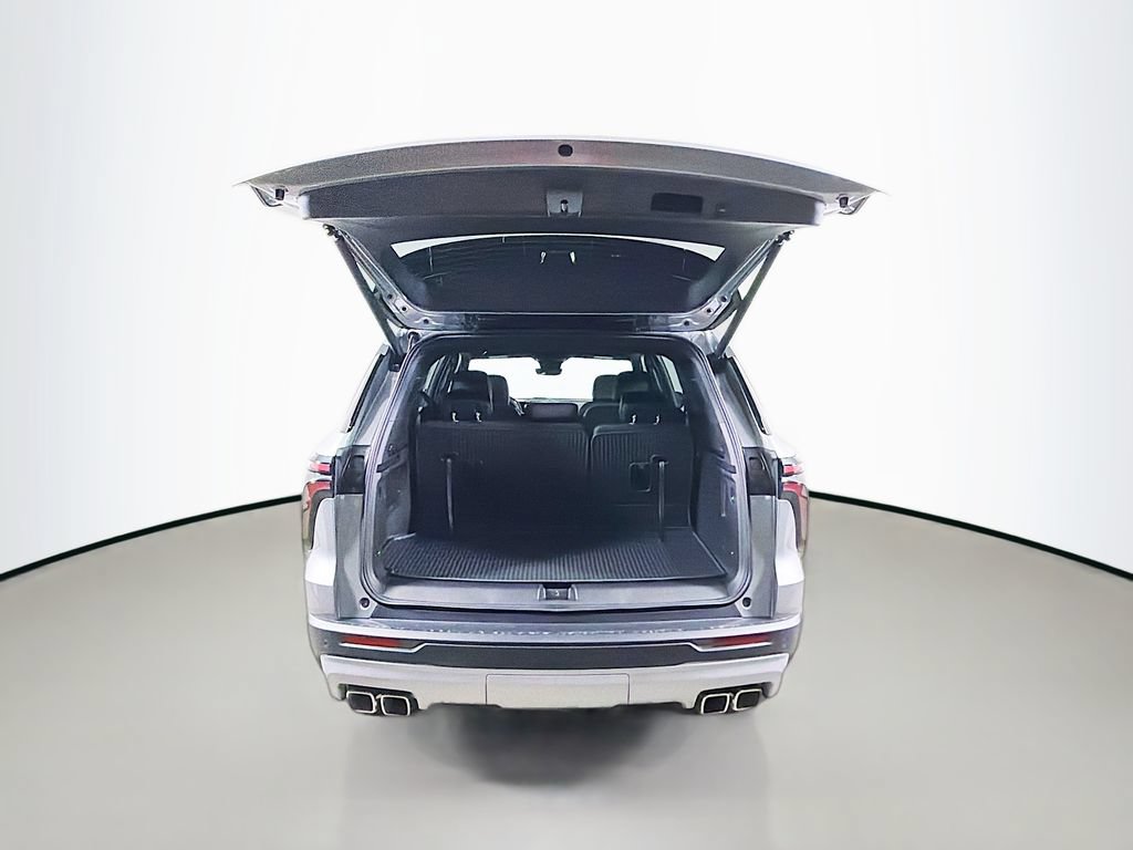 New 2026 Chevrolet Traverse Z71 w/ Enhanced Driving Package AWD/4WD image 22