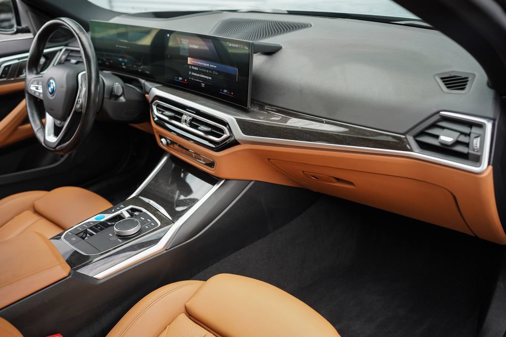 Used 2023 BMW i4 eDrive35 RWD image 21