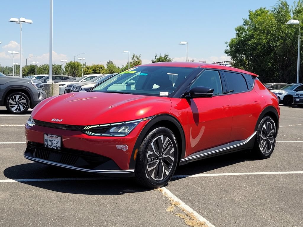 Used 2024 Kia EV6 Light RWD image 10