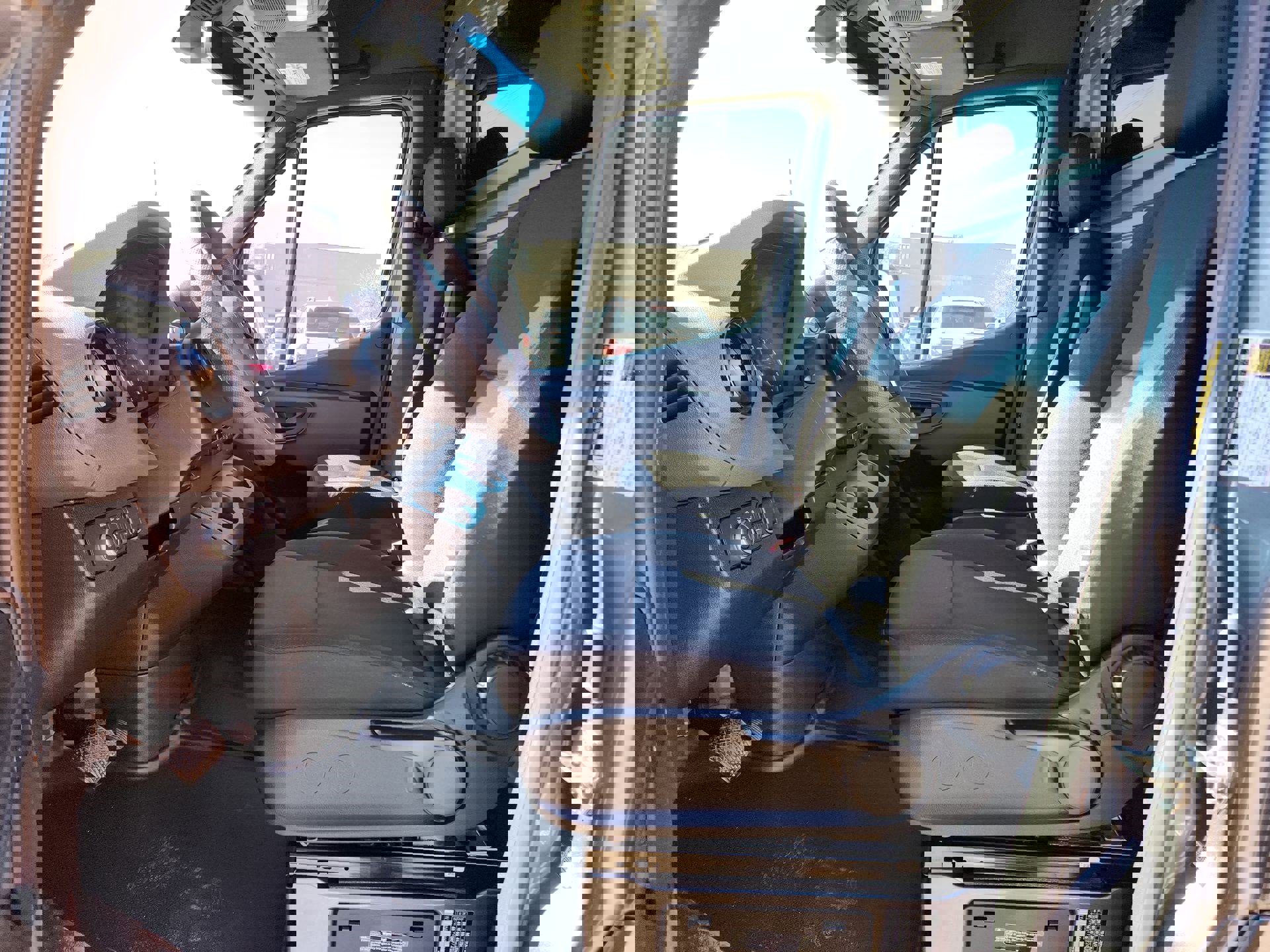 New 2025 Mercedes-Benz Sprinter 2500 image 14