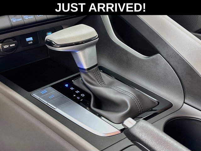 Certified 2024 Hyundai Elantra SEL FWD image 27