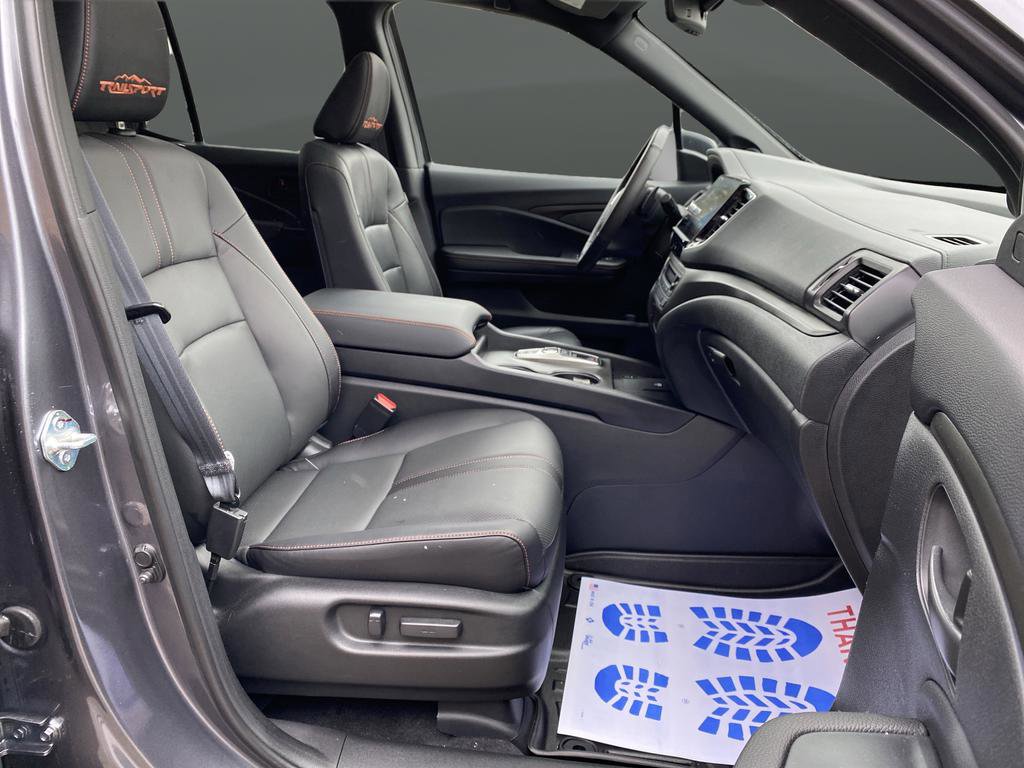 Used 2025 Honda Ridgeline TrailSport image 40