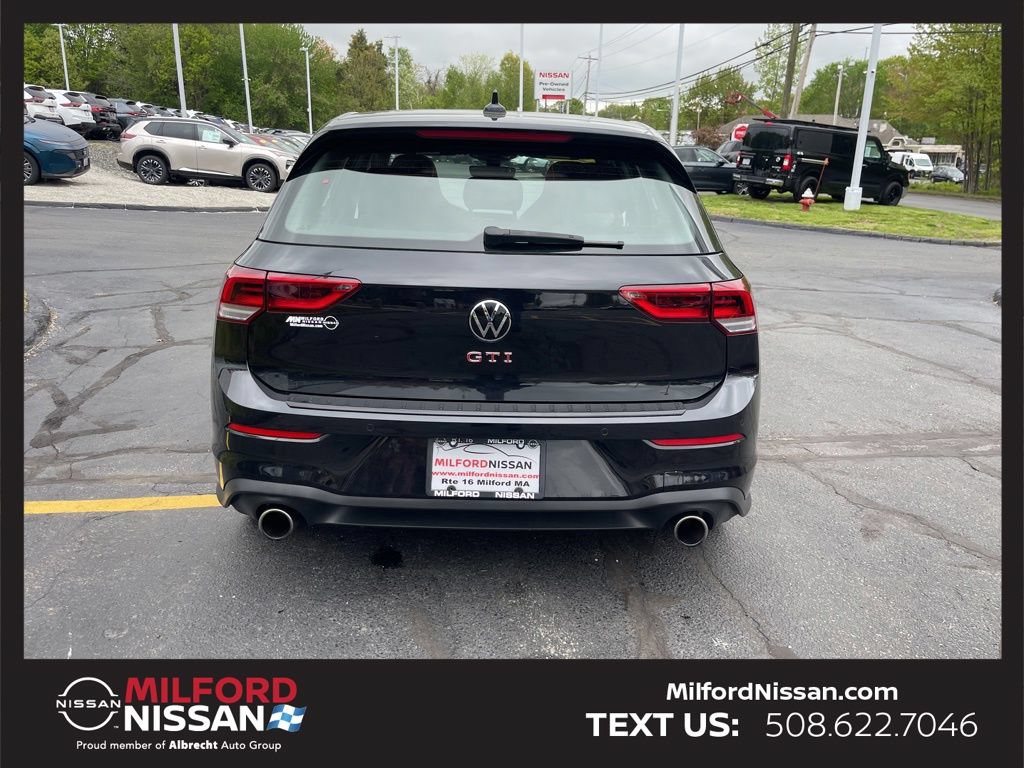 Used 2024 Volkswagen GTI SE FWD image 4