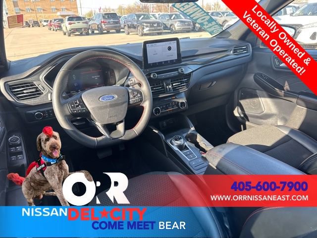 Used 2025 Ford Escape ST-Line image 12