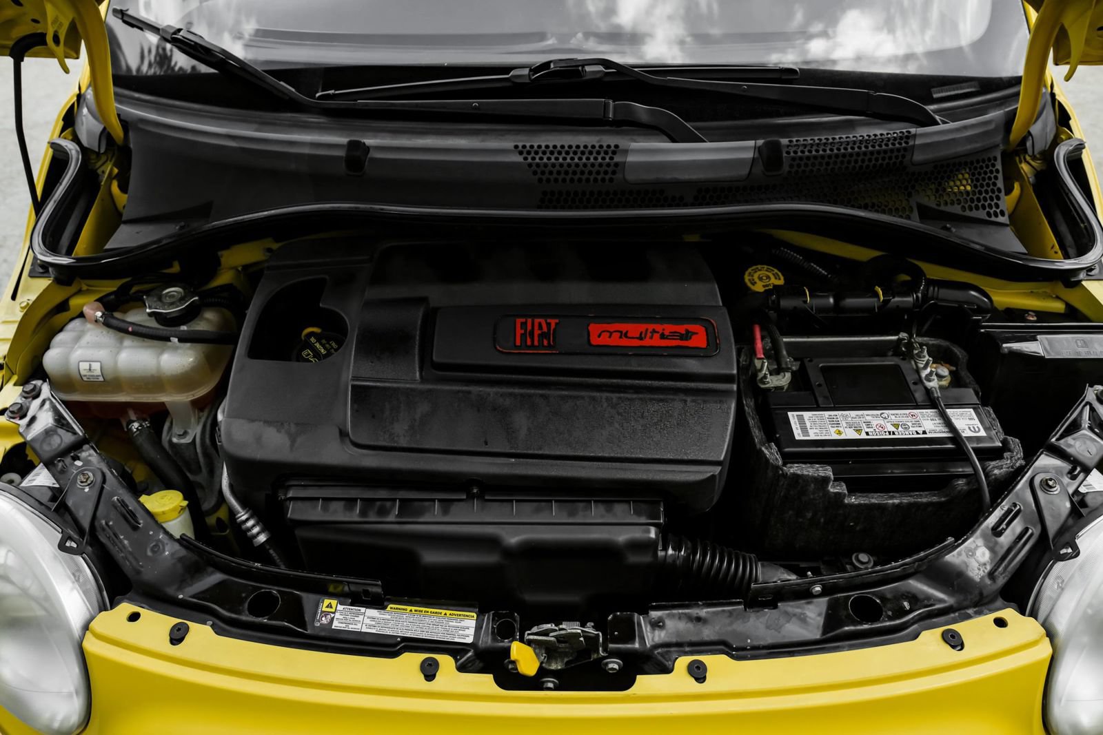 Used 2012 FIAT 500 Lounge FWD image 37