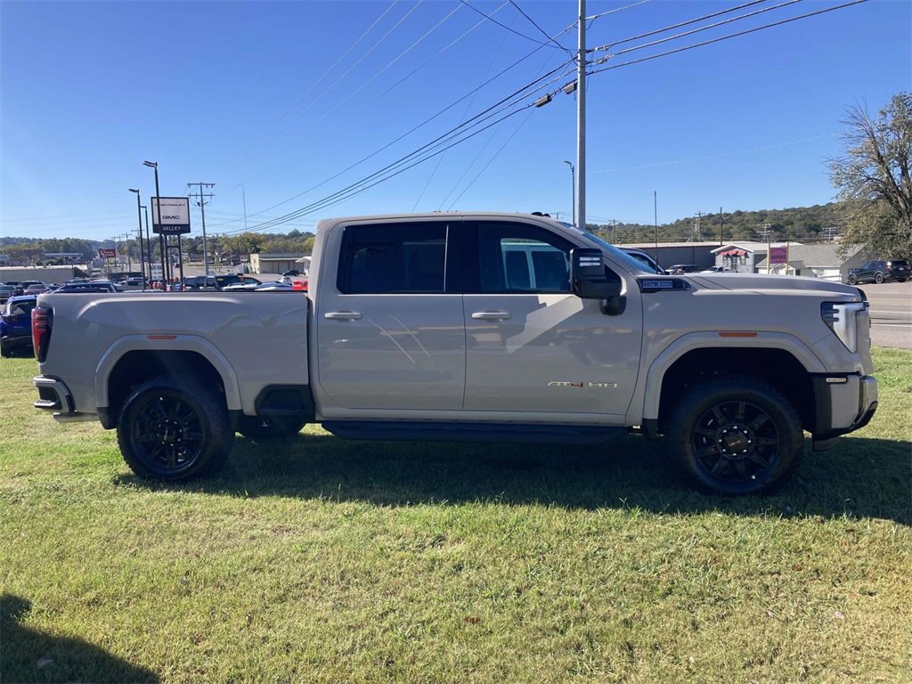 New 2026 GMC Sierra 2500 AT4 image 2