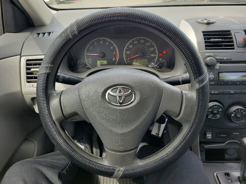 Used 2009 Toyota Corolla LE FWD image 17