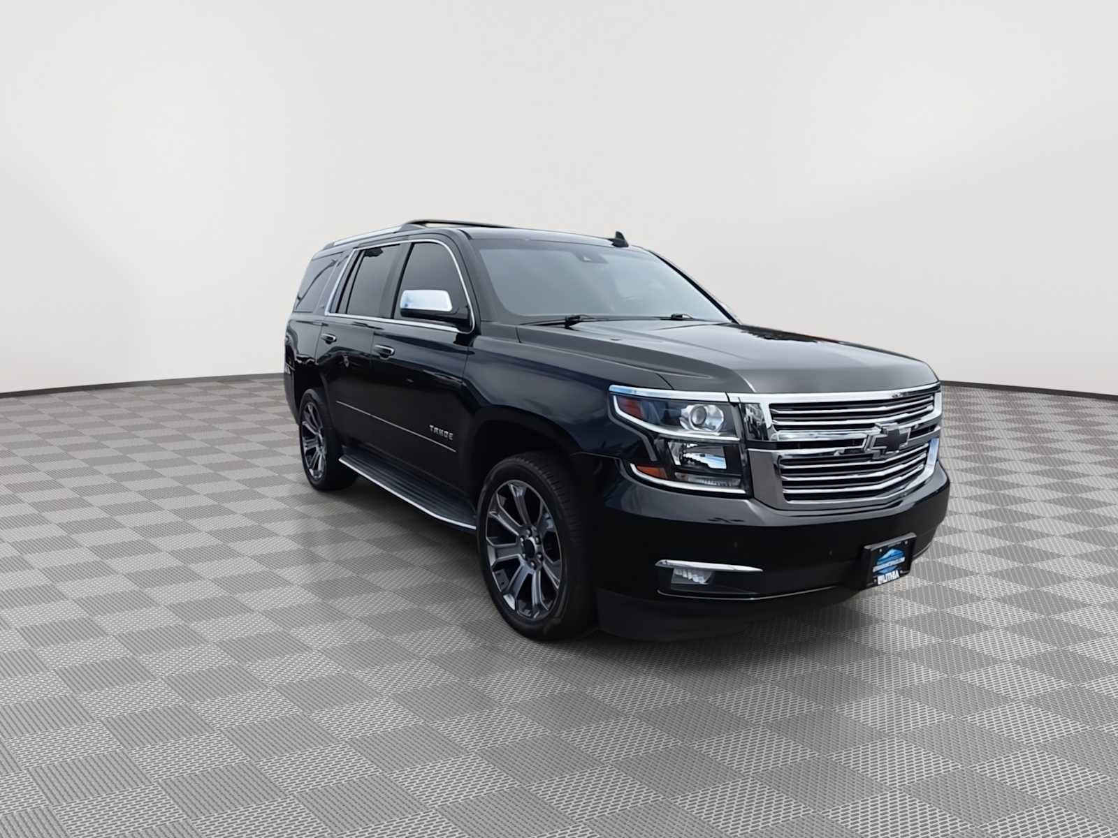 Used 2016 Chevrolet Tahoe LTZ AWD/4WD image 2